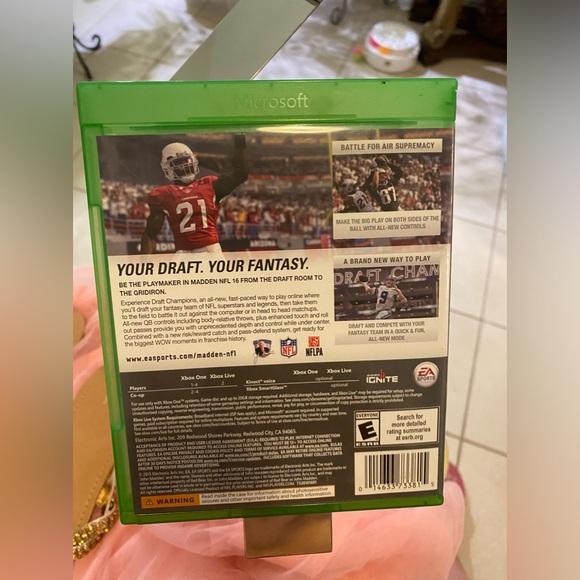 MICROSOFT XBOX ONE WIRELESS 2 CONTROLLERS
& MADDEN XBOX ONE GAME - Picture 6 of 7